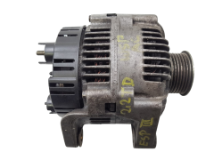 Lichtmaschine Generator Renault 7700424595 A13VI210 110A Valeo 1122
