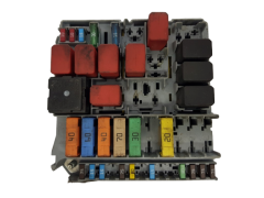 Sicherungskasten Relaiskasten Fiat 51781452 20139