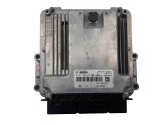 Steuergerät Renault 237100323R 237103832R 0281030575 2.0 DCI 0km