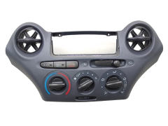 Klimabedienteil Bedienung A/C Toyota Yaris 758277 758268-701B