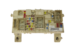 Sicherungskasten Relaiskasten 97RA-000001 97RA-012108 7M5T-14A073-CE Ford 19489 Sicherungskasten Relaiskasten 97RA-000001 97RA-012108 7M5T-14A073-CE Ford 19489