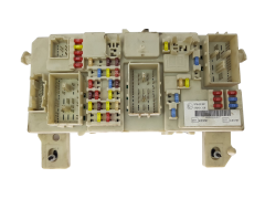 Sicherungskasten Relaiskasten 97RA-000001 97RA-012108 7M5T-14A073-CE Ford 19998 Sicherungskasten Relaiskasten 97RA-000001 97RA-012108 7M5T-14A073-CE Ford 19998