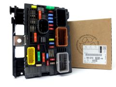 Sicherungskasten Relaiskasten Neues Original Citroen Peugeot C4 C6 407 980702858