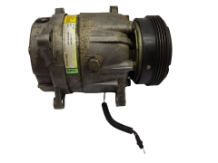 Kompressor Klimaanlage Renault Megane I 7700273320 1135284 5284 Delphi 6987