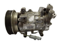 Kompressor Klimaanlage Renault Nissan 8200953359 SD6V12 1918 Sanden 7011 Kompressor Klimaanlage Renault Nissan 8200953359 SD6V12 1918 Sanden 7011