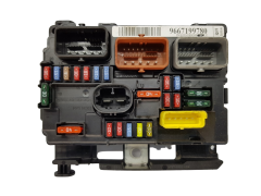 Steuergerät BSM-00 R09 9667199780 PSA Valeo 14985 Steuergerät BSM-00 R09 9667199780 PSA Valeo 14985
