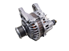 Lichtmaschine Generator 8200468131 Mitsubishi A002TC0982 Renault 1.5 dCi Lichtmaschine Generator 8200468131 Mitsubishi A002TC0982 Renault 1.5 dCi