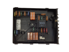 Sicherungskasten Relaiskasten VW Audi 1K0937125 0-1718307-1 Tyco