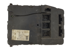 Steuergerät UCH X84 N2 8200309690 S118400220D Renault Siemens 1642