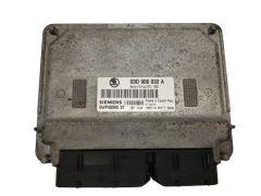 Steuergerät Skoda 03D906032A 5WP40060 07 Siemens