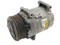 Klimakompressor 8200067915 Renault Espace 4 2.0 Turbo Klimakompressor 8200067915 Renault Espace 4 2.0 Turbo