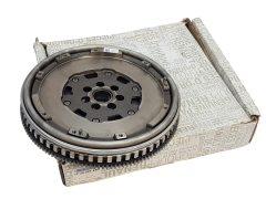 Zweimassenschwungrad Neues Original Renault 1.5 DCI 123002584R