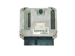 Steuergerät 504073032 0281011228 Iveco Bosch 33680