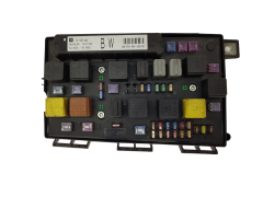 Sicherungskasten Relaiskasten Opel 13145043 5DK008668-50 Hella 19497 Sicherungskasten Relaiskasten Opel 13145043 5DK008668-50 Hella 19497