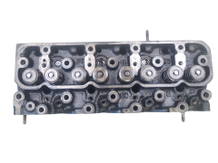 Zylinderkopf Isuzu 2.5 D 4JA1T