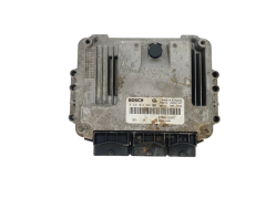 Steuergerät 0281013364 8200635663 8200833387 Renault Bosch 38623 Steuergerät 0281013364 8200635663 8200833387 Renault Bosch 38623