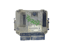 Steuergerät 55189924 UP 0281011667 Opel Bosch 61761