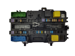 Sicherungskasten Relaiskasten 13220832 5DK008669-73 Opel GM Sicherungskasten Relaiskasten 13220832 5DK008669-73 Opel GM