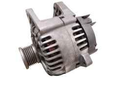 Lichtmaschine Generator 8200495294 TG11C049 14v 110A Valeo Renault Lichtmaschine Generator 8200495294 TG11C049 14v 110A Valeo Renault
