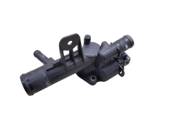 Thermostat Gehäuse 8200244023 1.5 dci Renault Nissan