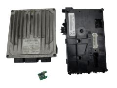 Startset Renault Clio 2 8200176975 8200065817 1,5 DCI Startset Renault Clio 2 8200176975 8200065817 1,5 DCI