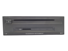 Navigationssystem SD VW Golf 7 INFOTAINMENT 5G0035819A CQ-SV24F0AE Navigationssystem SD VW Golf 7 INFOTAINMENT 5G0035819A CQ-SV24F0AE