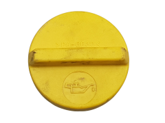 Öldeckel Verschluss 152552A010 Nissan Renault Öldeckel Verschluss 152552A010 Nissan Renault