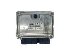 Steuergerät Audi 038906012AH 0281010200 Bosch 62742