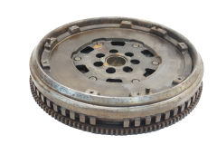 Zweimassenschwungrad 302058286R 123003948R 123006354R 1.5 dci Renault Dacia Zweimassenschwungrad 302058286R 123003948R 123006354R 1.5 dci Renault Dacia