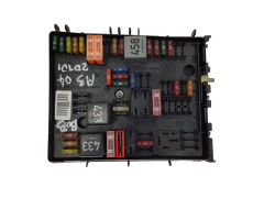 Sicherungskasten Relaiskasten VW Audi 1K0937124H 0-1534502-1 19516 Sicherungskasten Relaiskasten VW Audi 1K0937124H 0-1534502-1 19516