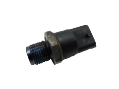 Kraftstoffdruckgeber Renault H8200418270 0281002720 Bosch 1.9 DCI