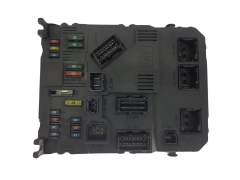 Steuergerät BSI E02-00 9646777380 S118085210G PSA Siemens 2019 Steuergerät BSI E02-00 9646777380 S118085210G PSA Siemens 2019