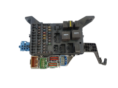Sicherungskasten Relaiskasten Ford 4S7T-14A073-AA 35091