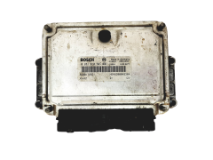 Steuergerät 0281010501 8200118521 8200049304 Renault Bosch 30129