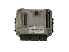 Steuergerät 0281017065 8200935115 8201105714 Renault Bosch 15286