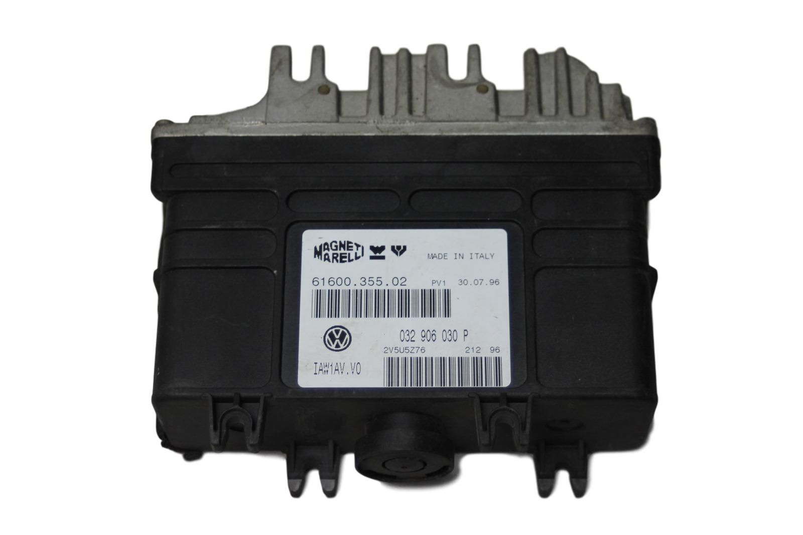 Motorsteuerung 032906030P IAW1AV.V0 VW main product photo