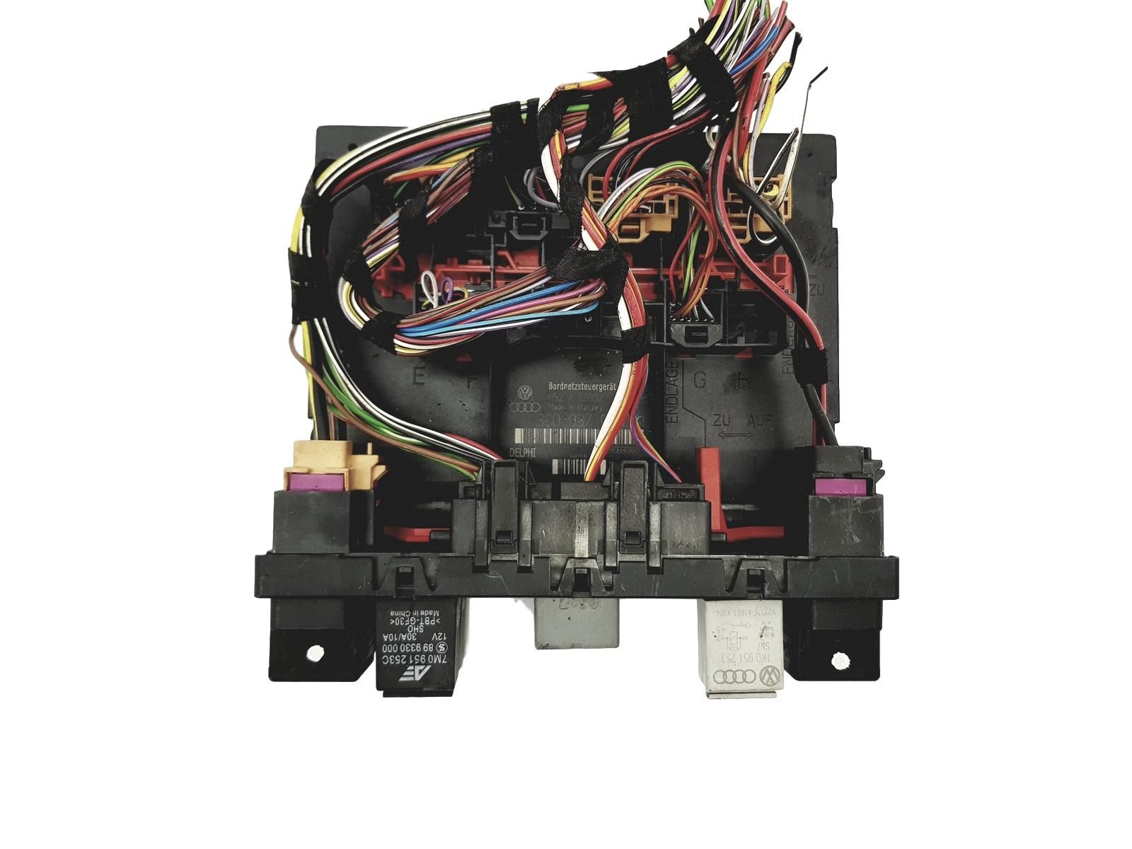 Steuergerät 3C0937049AE 28069688 Audi VW Delphi 15350 main product photo