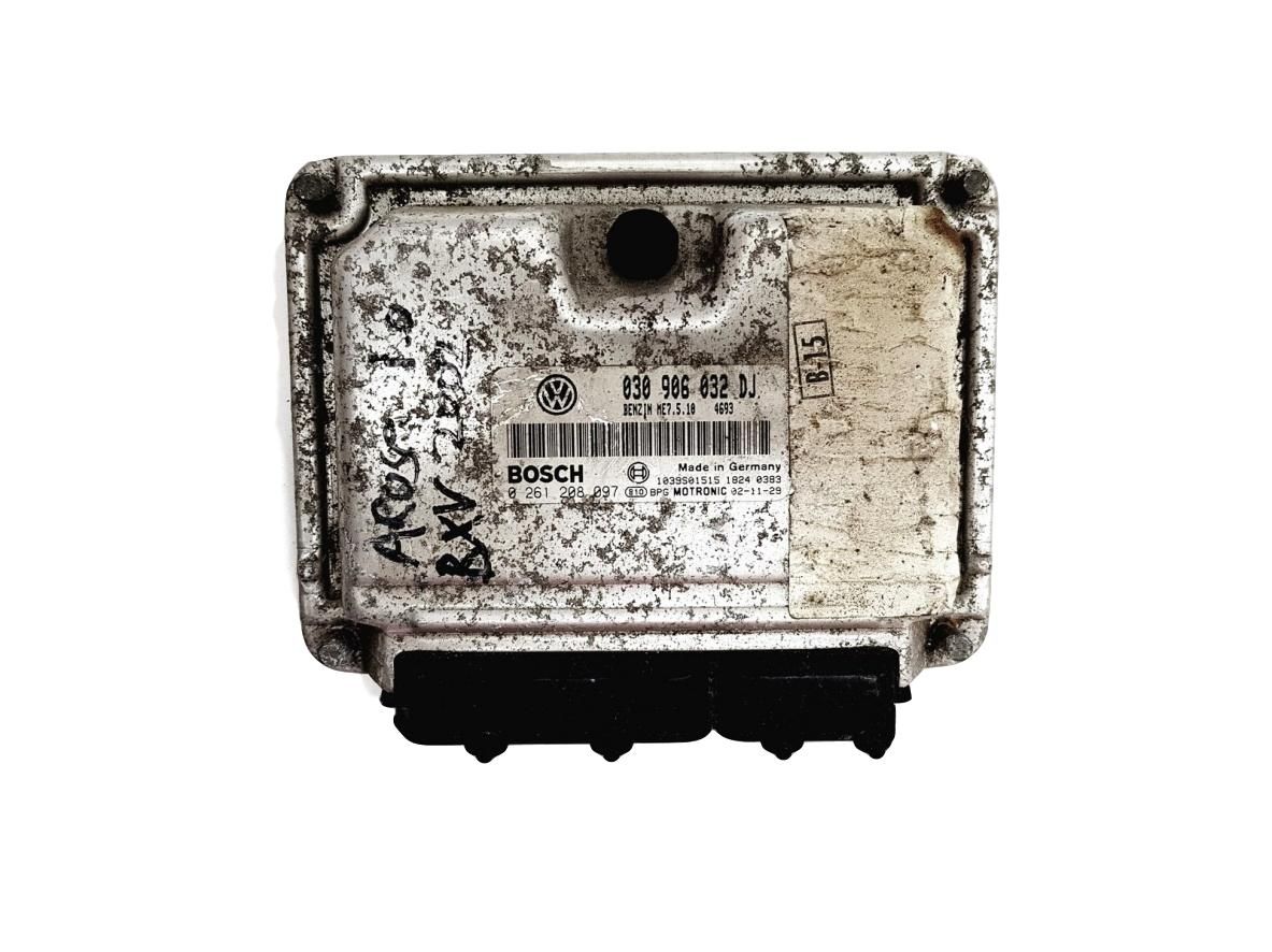 Steuergerät 030906032DJ 0261208097 Seat VW Bosch 6641 main product photo