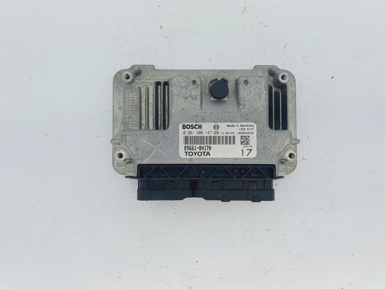 Steuergerät PSA Toyota 89661-0H170 0261S06147 Bosch 40572 main product photo