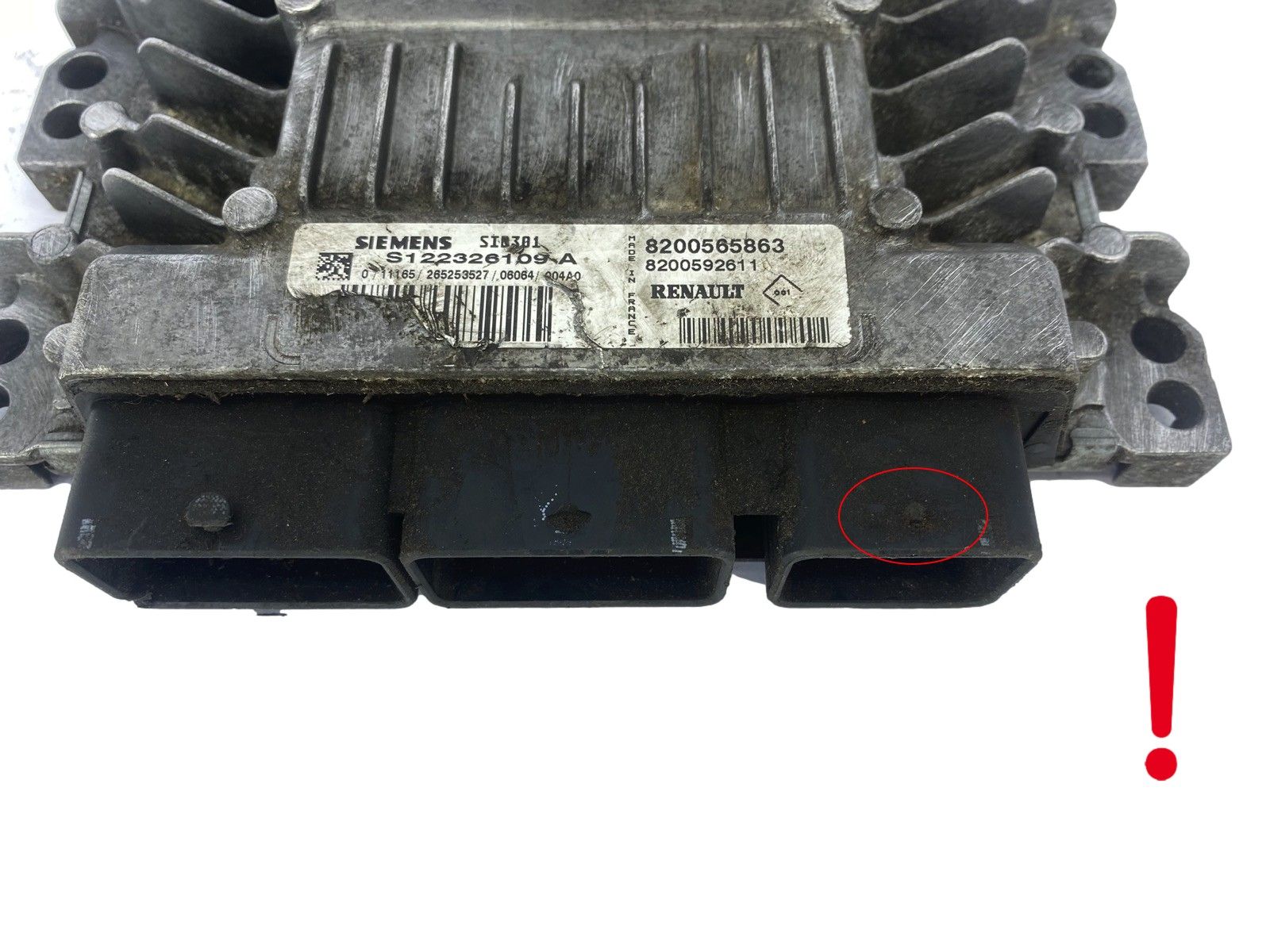 Steuergerät S122326109A 8200565863 8200592611 Renault Siemens 49136 main product photo