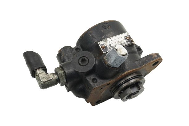 Pumpe Für Servolenkung 7673955533 7301497 ZF Iveco Daily Master main product photo