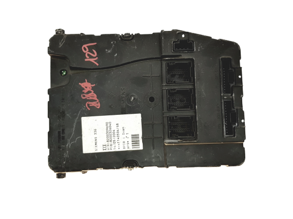 Steuergerät Renault UCH X84 N2 8200309690 S118400220D Siemens 21295 main product photo