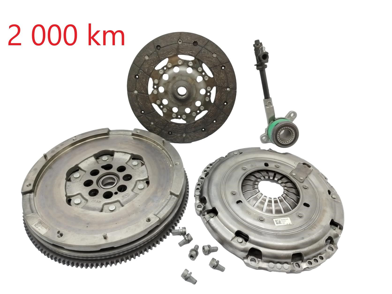 Kupplungssatz +ZWEI-MASSEN-SCHWUNGRAD 302050865R 123106905R Trafic 3 2.0DCI LUK main product photo